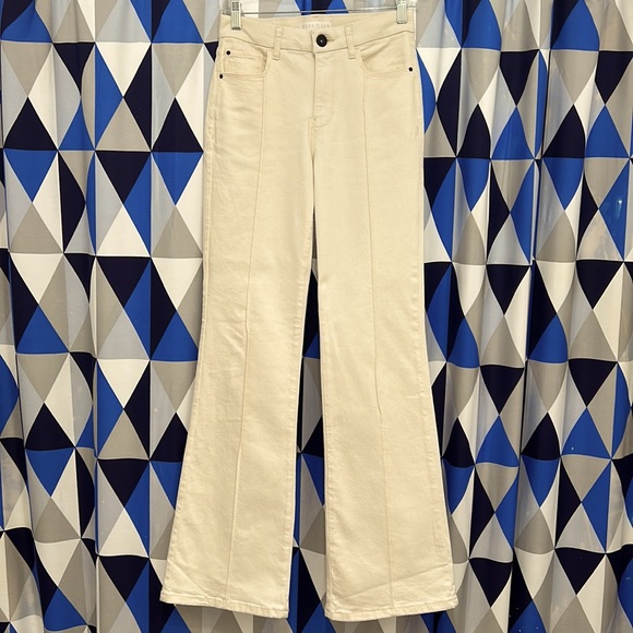 Ryegrass high waisted Flare Leg Jean - Picture 2 of 7